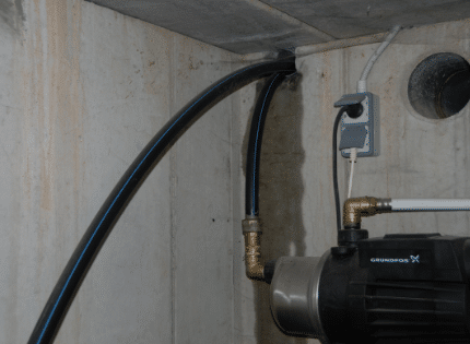Water leak in basement wall